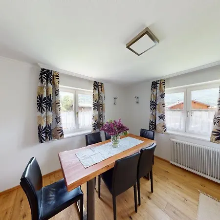 Brigitte Schoendorfer Appartement *